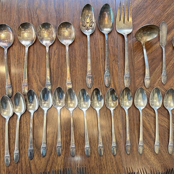 53 PC Set International Rogers First Love Silverplate Flatware Serving Pieces - Picture 5 of 14